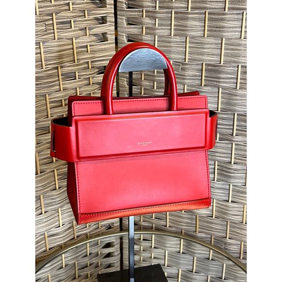 Givenchy Horizon Tote - Picture 4 of 14